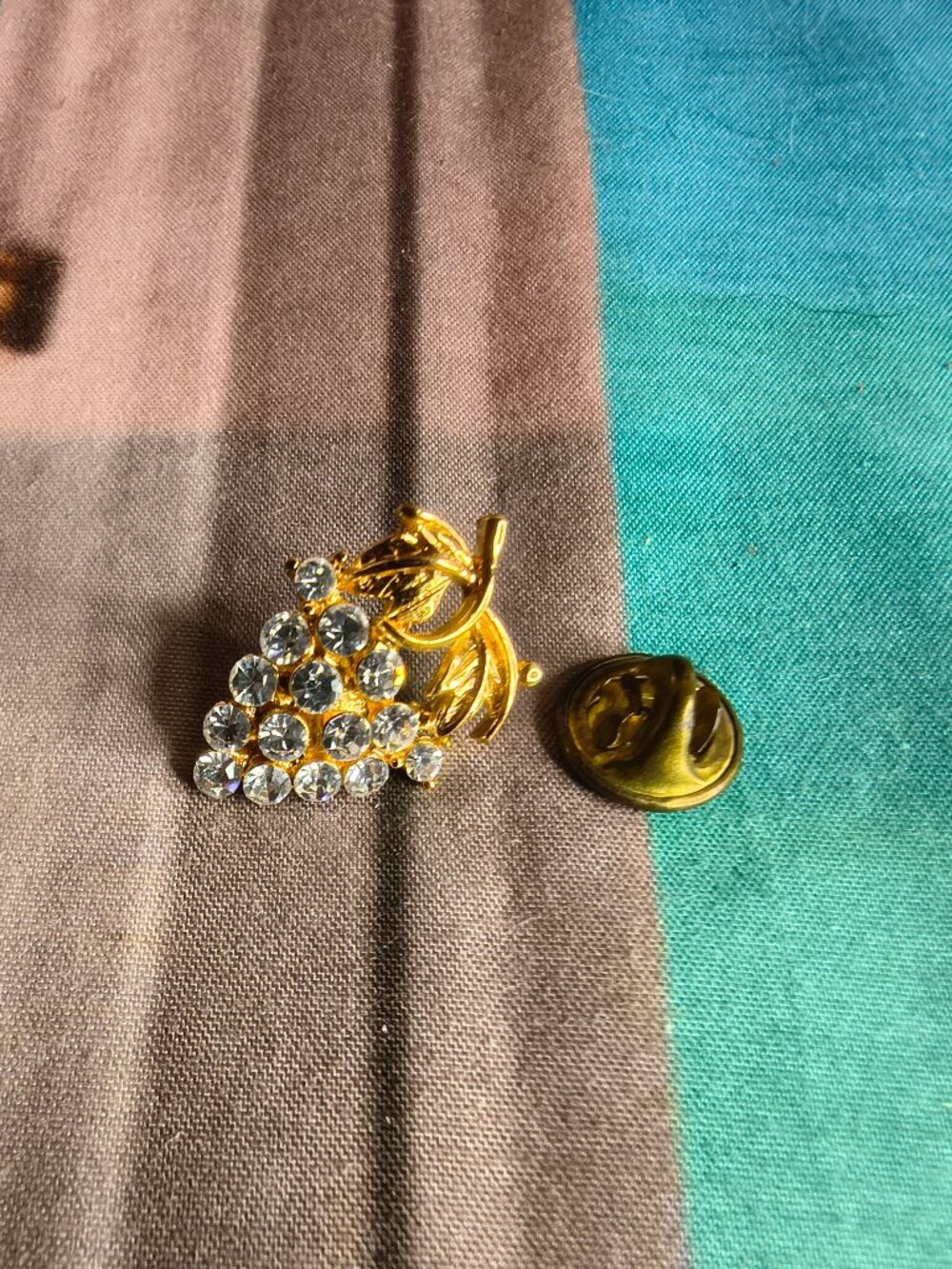 Vintage Gold Tone Crystal Grapes Pin